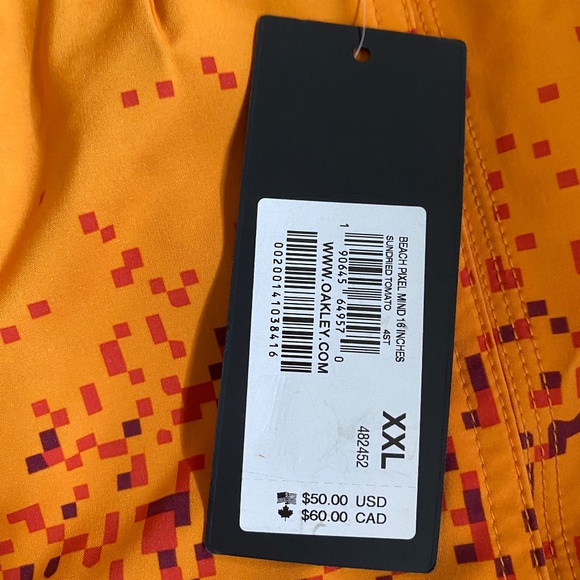 New mens Oakley XL and XXL Beach Pixel shorts - Picture 3 of 6